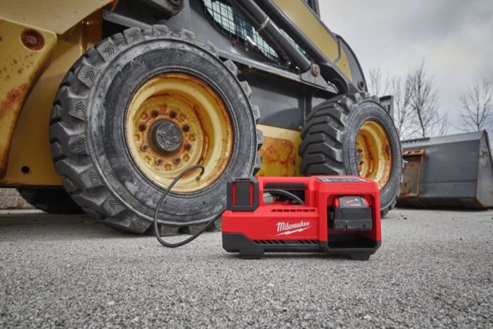 Насос воздушный аккумуляторный бесщеточный MILWAUKEE M18 BI-0 (каркас)