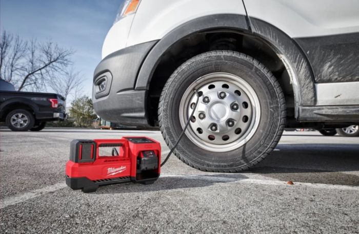Насос воздушный аккумуляторный бесщеточный MILWAUKEE M18 BI-0 (каркас)