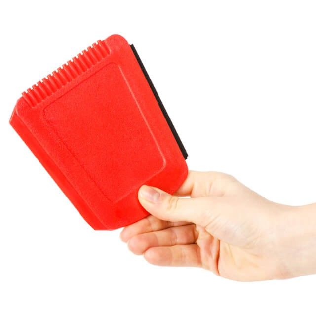 Скребок автомобильный для стекла, с водосгоном, 12×12 см INTERTOOL AT-0101