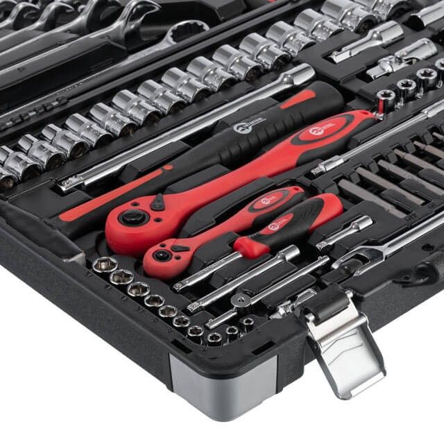 Профессиональный набор инструментов 1/4" & 1/2", 119 ед. INTERTOOL ET-7119