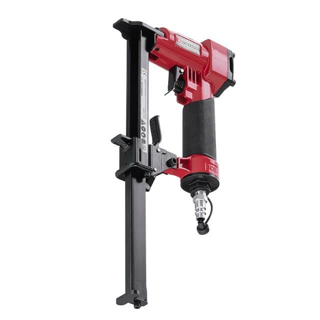 Степлер пневматический под скобу 12,80*16 мм INTERTOOL PT-1610