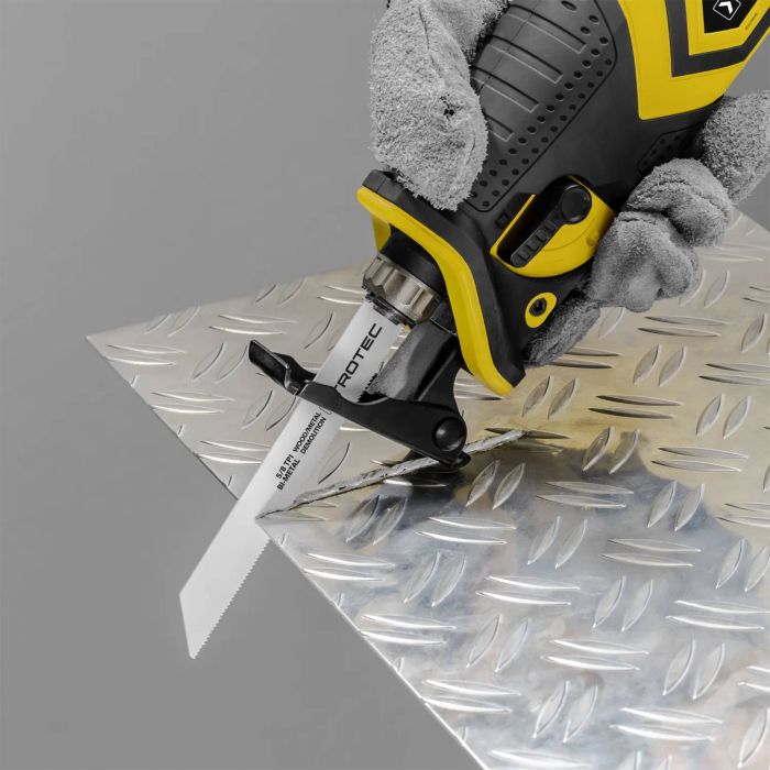 Пила шабельна акумуляторна Trotec PRCS 10-20V + кейс (4431000110)