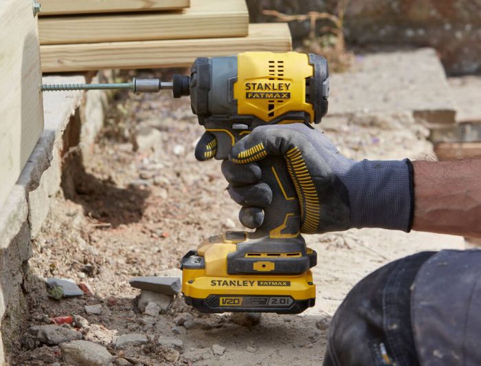 Гайковерт ударний акумуляторний STANLEY FATMAX SFMCF810B