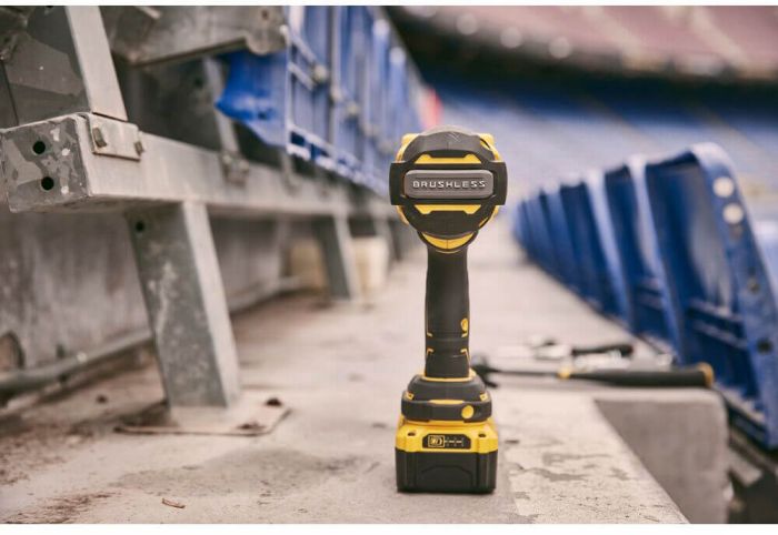 Гайковерт ударний акумуляторний STANLEY FATMAX SFMCF940M1