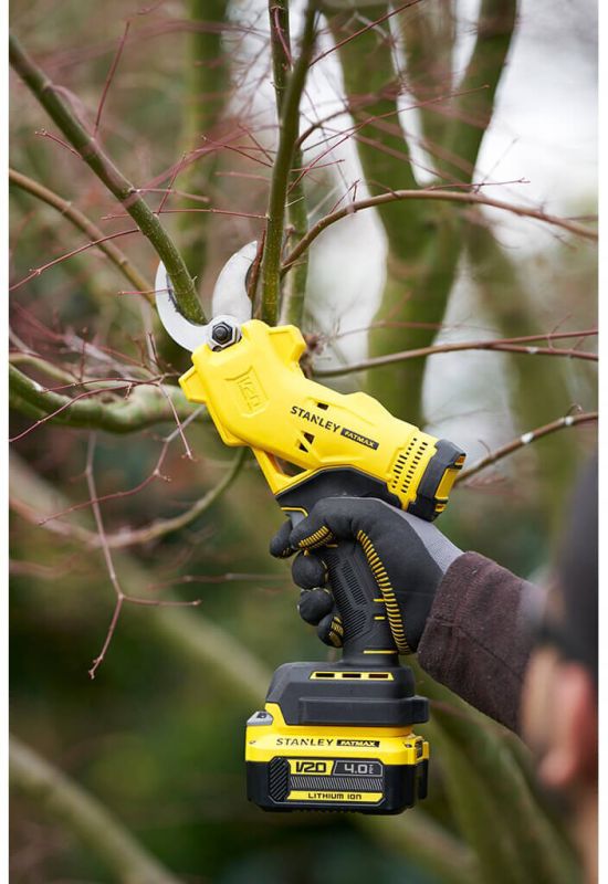 Ножиці садові - секатор акумуляторний STANLEY FATMAX SFMCPP32M1