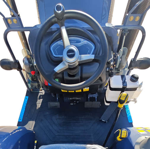 Трактор HORST L404U у зборі