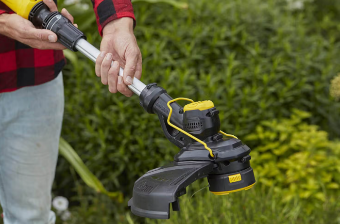 Акумуляторний набір STANLEY FATMAX V20: Ланцюгова пила SFMCCS630 та Потужний тример SFMCST933